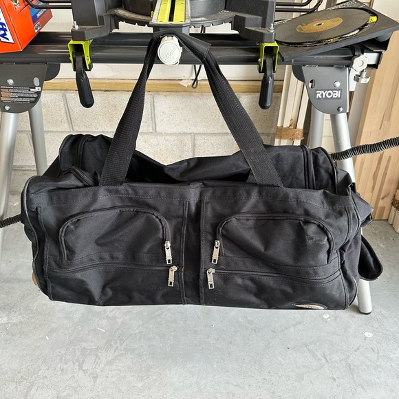 Rolling Duffel Bags XL - Picture 2 of 4